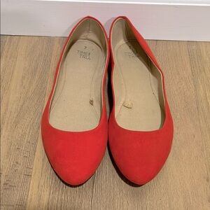 Time and Tru size 7 flats